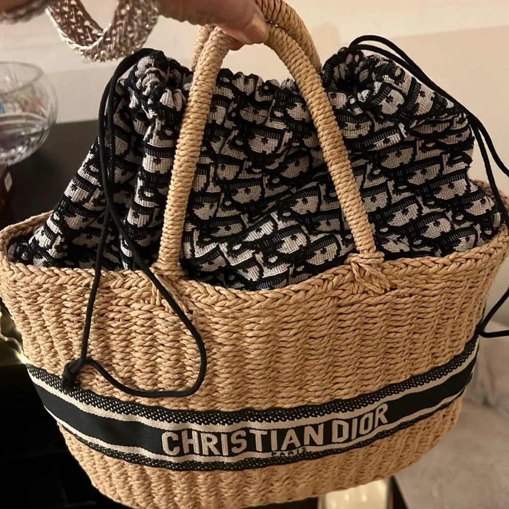 Authentic CHRISTIAN DIOR Wicker
Oblique Basket Bag in Blue - Picture 9 of 14